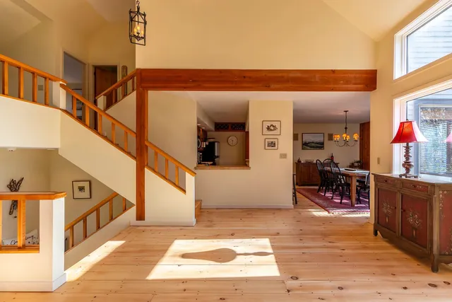 $735,000 | 32 Cobble Ridge Road, Unit D10, Winhall, VT 05340