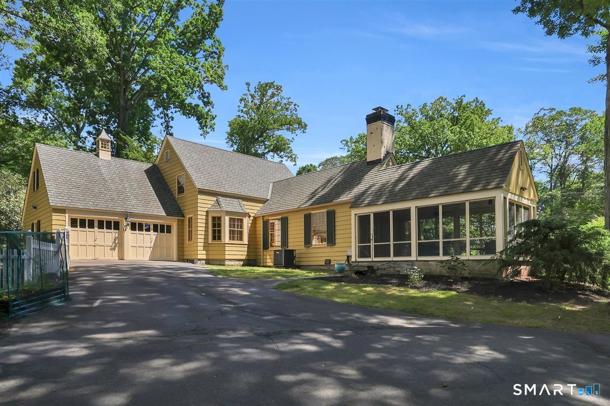38 Knollwood Road North Haven, CT 06473 - Photo 27 of 28