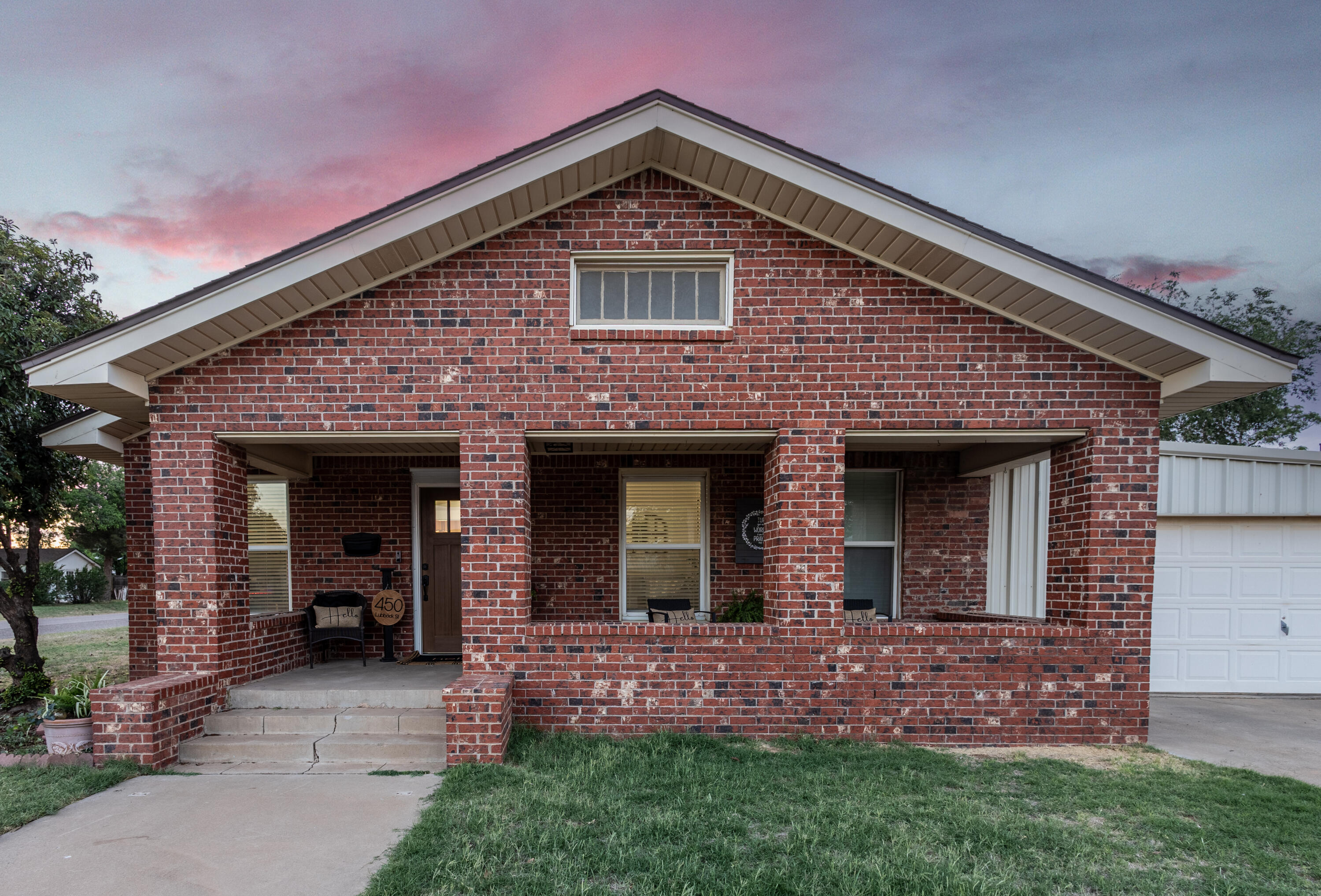 450 West Lubbock Street Slaton, TX 79364 - Photo 2 of 31 ELA_Slaton TX House_2026-1