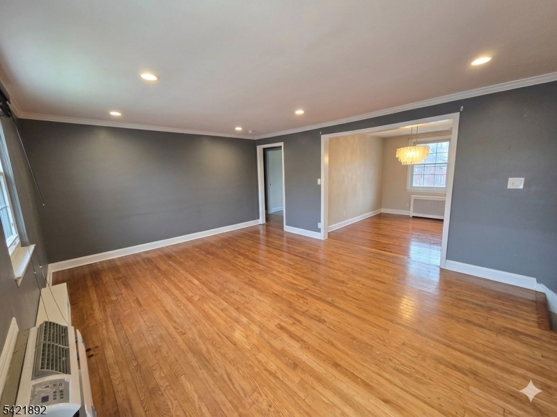 112 Darwin Avenue, Unit 27 Rutherford, NJ 07070 - Photo 3 of 11