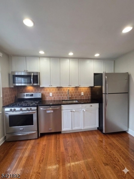 112 Darwin Avenue, Unit 27 Rutherford, NJ 07070 - Photo 9 of 11