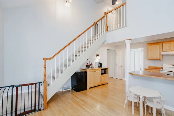 $3,200 | 938 Aberdeen Drive, Crystal Lake, IL 60014