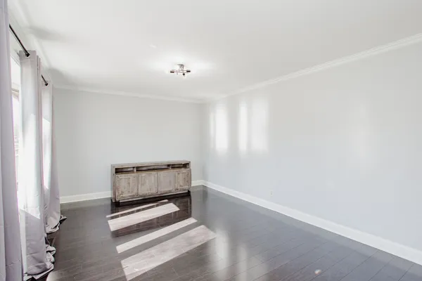 $3,200 | 938 Aberdeen Drive, Crystal Lake, IL 60014