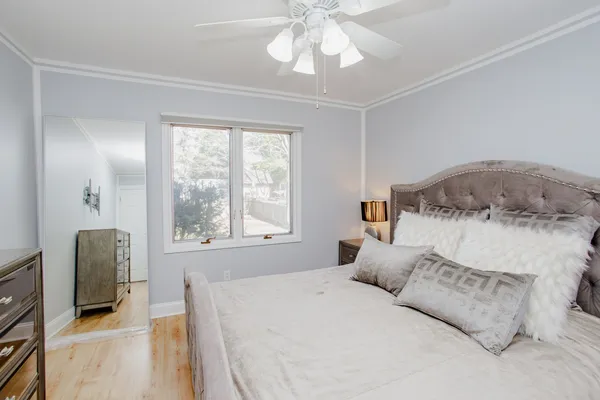 $3,200 | 938 Aberdeen Drive, Crystal Lake, IL 60014