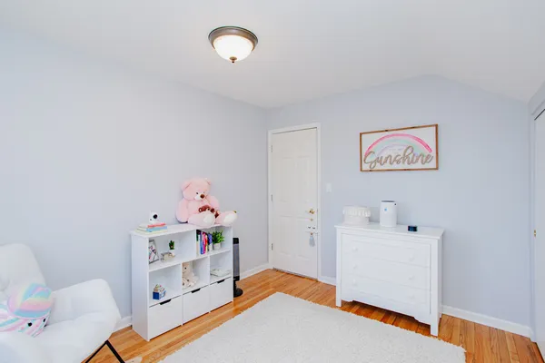 $3,200 | 938 Aberdeen Drive, Crystal Lake, IL 60014