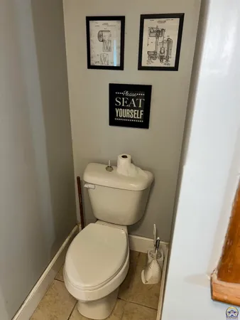 $1,400,000 | 9335 Northwest 66th Street, Silver Lake, KS 66539