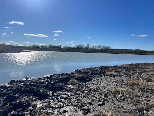 $744,250 | 9335 Northwest 66th Street, Silver Lake, KS 66539