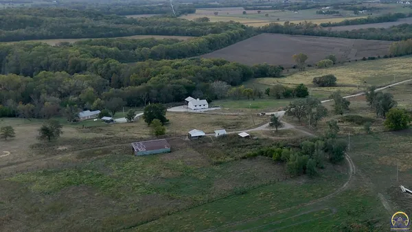 $1,400,000 | 9335 Northwest 66th Street, Silver Lake, KS 66539