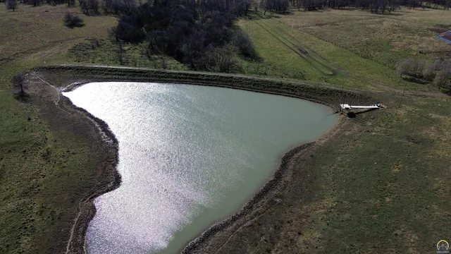 $1,400,000 | 9335 Northwest 66th Street, Silver Lake, KS 66539