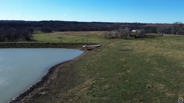 $1,400,000 | 9335 Northwest 66th Street, Silver Lake, KS 66539