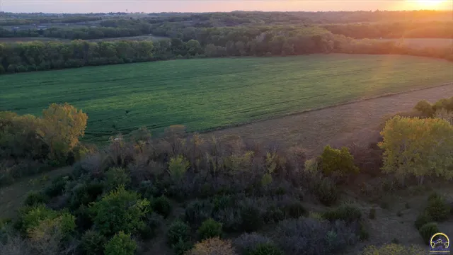 $1,400,000 | 9335 Northwest 66th Street, Silver Lake, KS 66539