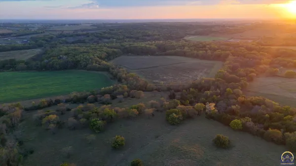 $1,400,000 | 9335 Northwest 66th Street, Silver Lake, KS 66539