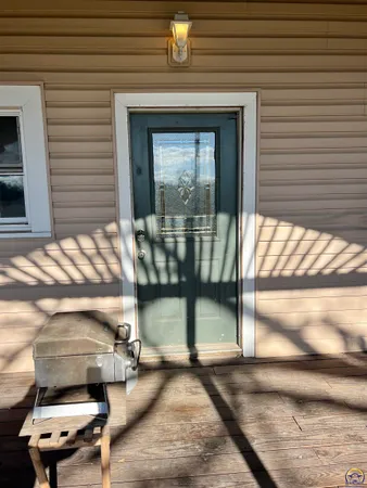 $1,400,000 | 9335 Northwest 66th Street, Silver Lake, KS 66539