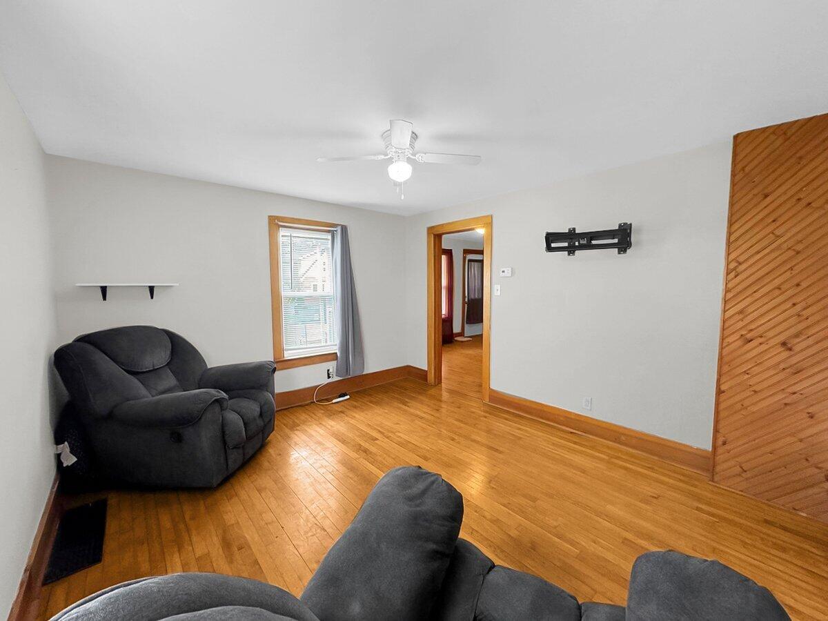 235 East Woolcock Street Jefferson, WI 53549 - Photo 28 of 32 235 Woolcock29
