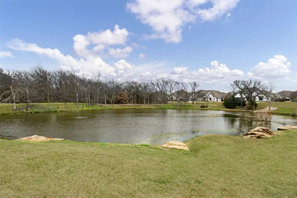 $880,000 | 4117 Wildridge Boulevard, Oak Point, TX 75068
