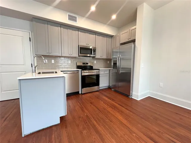 $1,650,000 | 244 East Park Avenue, Lake Wales, FL 33853