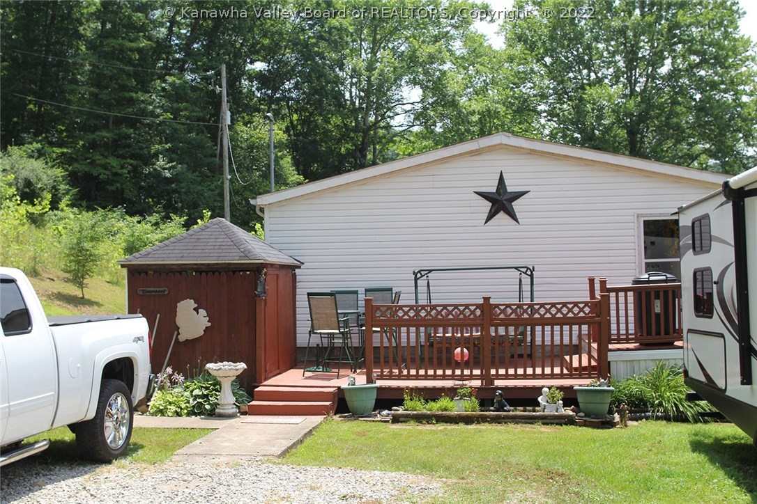 614 Clio Road Clendenin, WV 25045 - Photo 11 of 24 Gallery Image 11