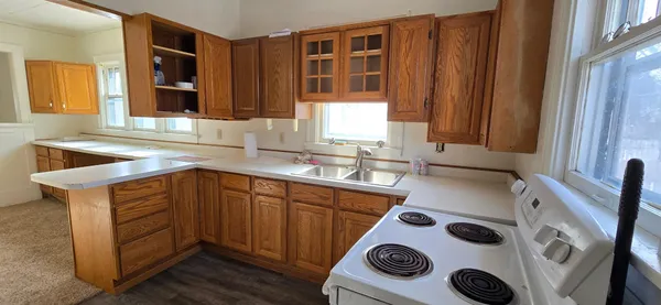 $228,000 | 714 Oak Street North, Fargo, ND 58102