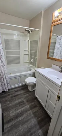 $228,000 | 714 Oak Street North, Fargo, ND 58102