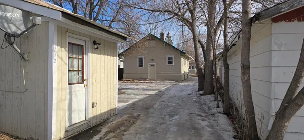 $228,000 | 714 Oak Street North, Fargo, ND 58102