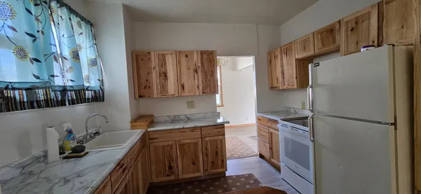 $228,000 | 714 Oak Street North, Fargo, ND 58102