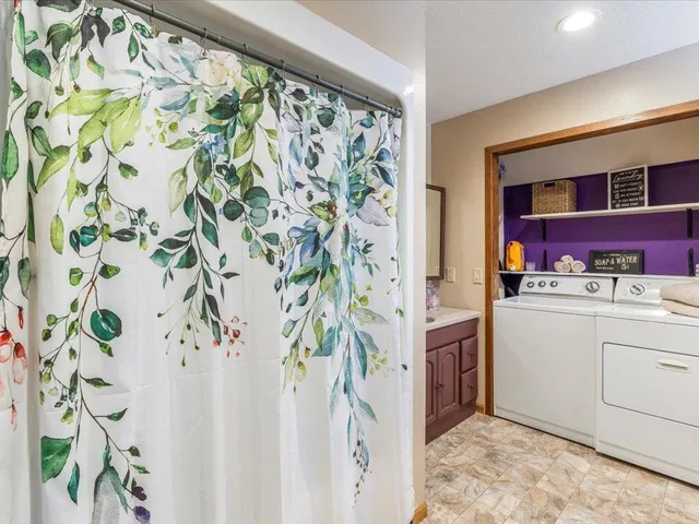 $249,900 | 229 Wisconsin Avenue Southwest, Staples, MN 56479