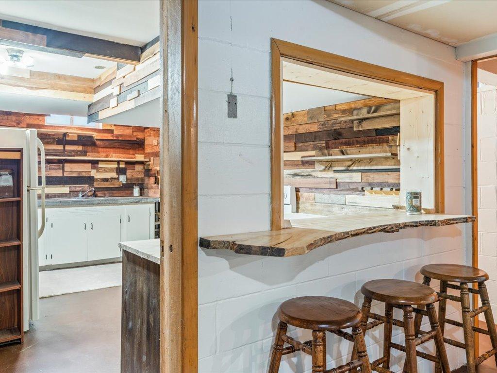 229 Wisconsin Avenue Southwest Staples, MN 56479 - Photo 19 of 33