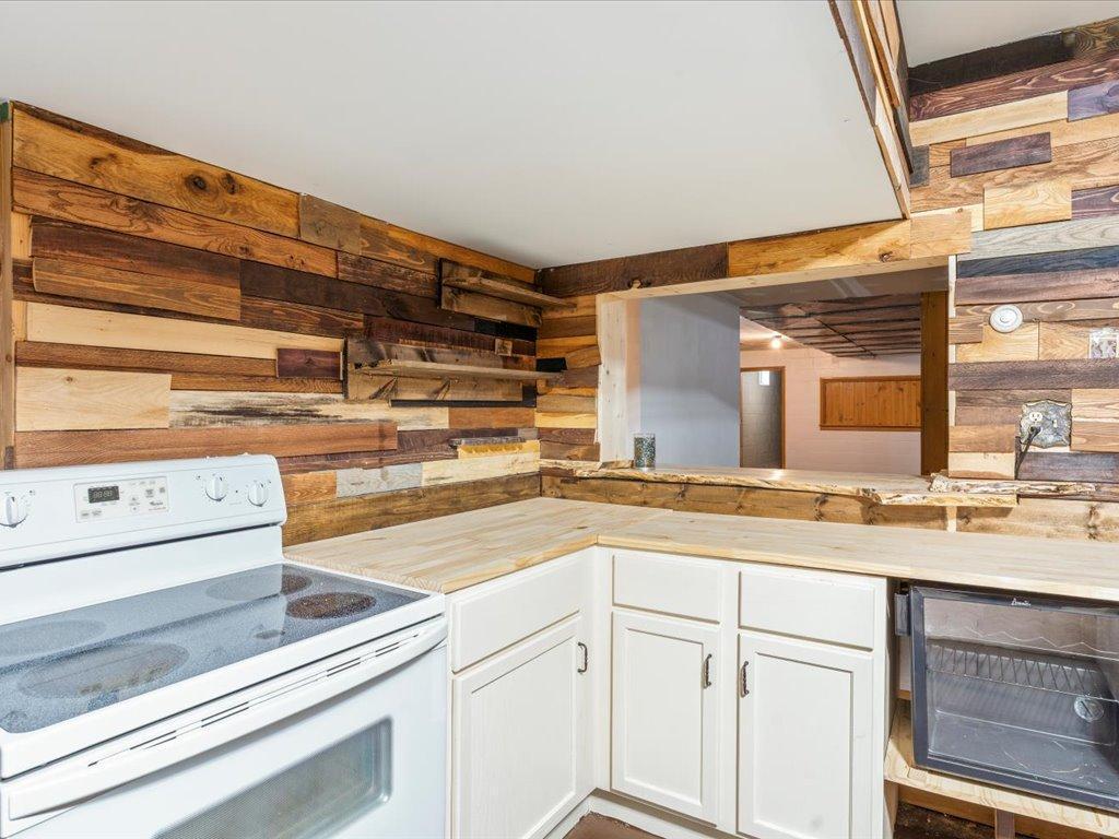 229 Wisconsin Avenue Southwest Staples, MN 56479 - Photo 22 of 33