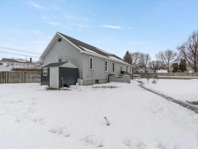 $249,900 | 229 Wisconsin Avenue Southwest, Staples, MN 56479