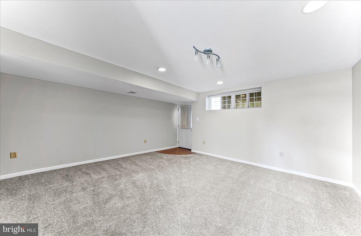 103 Bonnybrook Road Middletown, DE 19709 - Photo 22 of 32 a view of an empty room with a window