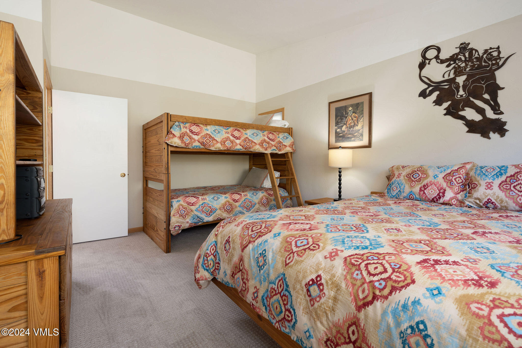 1000 Homestead Drive, Unit 4 Edwards, CO 81632 - Photo 13 of 20 matchpoint_townhomes_4_interior_bed03