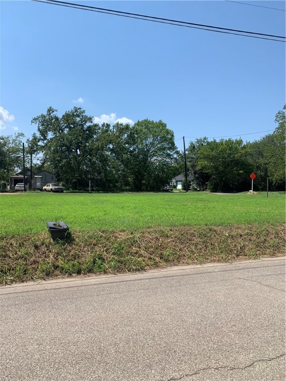 826 Hubert Street, Waco, TX 76704 Compass