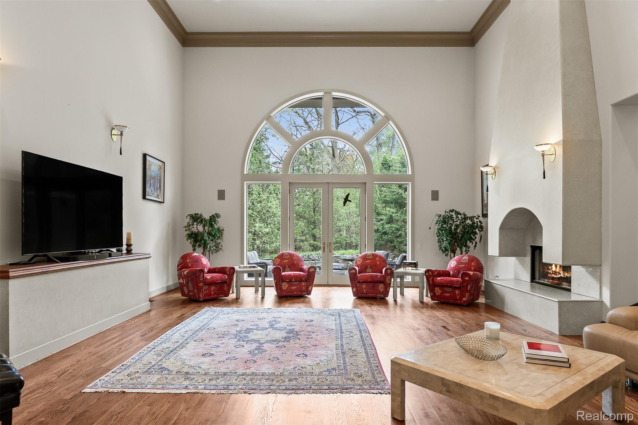 1800 Tiverton Road Bloomfield Hills, MI 48304 - Photo 4 of 56 06-Tiverton-28.jpg