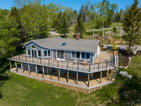 $3,950,000 | 118 East Shore Drive, Islesboro, ME 04848