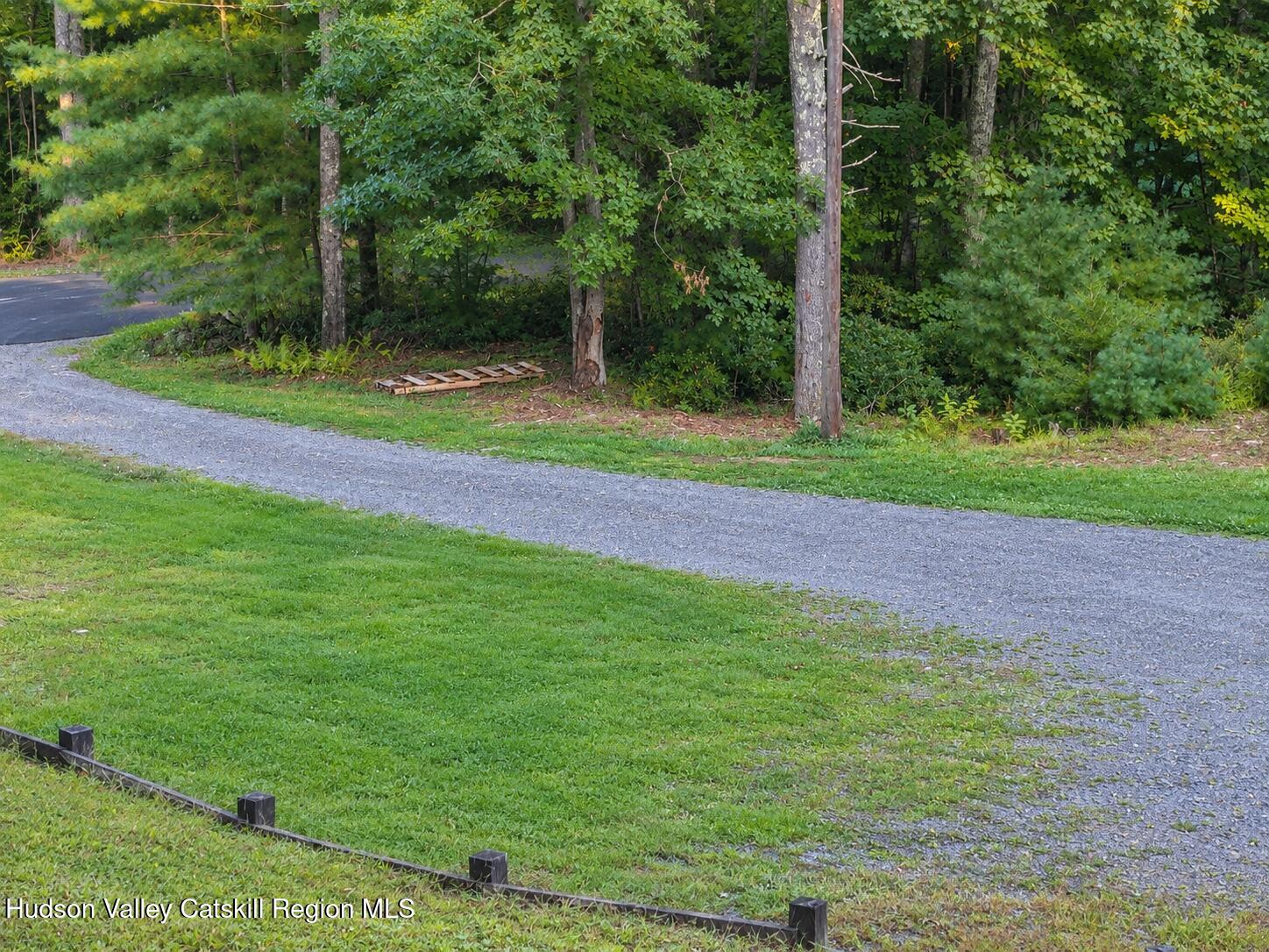 289 Bennett Road Ellenville, NY 12428 - Photo 25 of 33 driveway Bennett