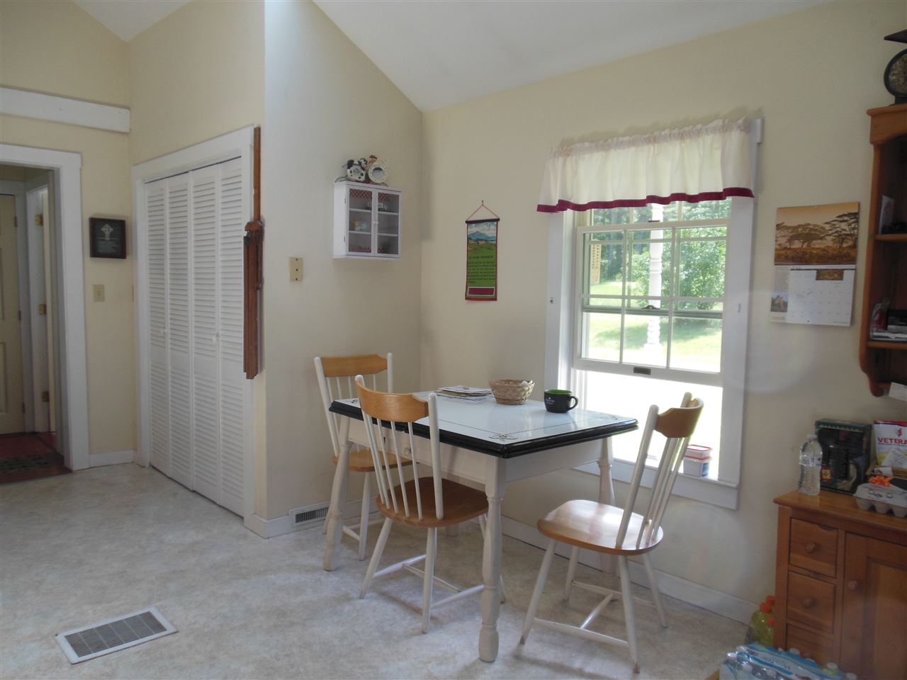 19 Silver Hill Road Auburn, NH 03032 - Photo 5 of 11 Gallery Image 5