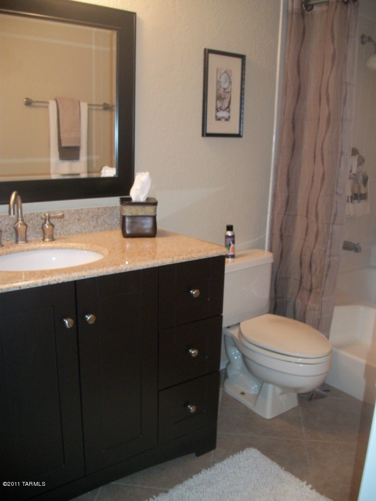 5500 North Valley View Road, Unit 110 Tucson, AZ 85718 - Photo 16 of 20