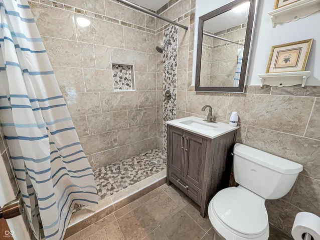 $435,000 | 401 Knox Street, Frankfort, IN 46041