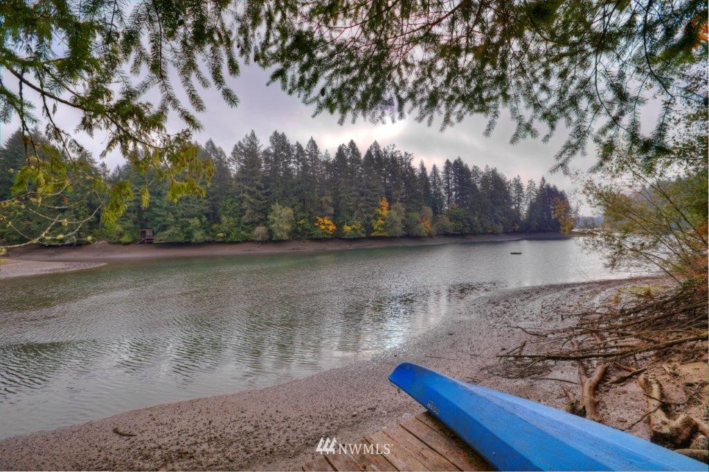 2300 East Grapeview Loop Road Grapeview, WA 98546 - Photo 10 of 23 Gallery Image 10