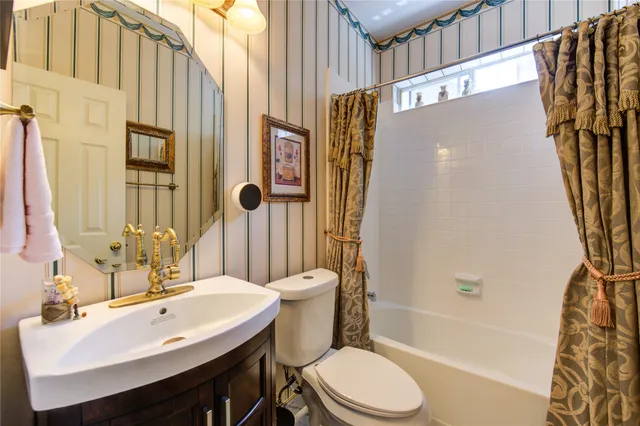 $515,000 | 16803 Sandestine Drive, Houston, TX 77095