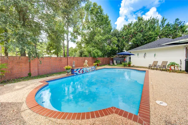 $515,000 | 16803 Sandestine Drive, Houston, TX 77095