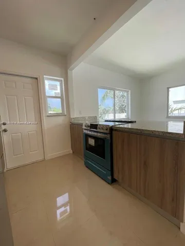 $4,199,000 | 1995 Calais Drive, Miami Beach, FL 33141