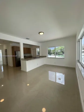 $4,199,000 | 1995 Calais Drive, Miami Beach, FL 33141