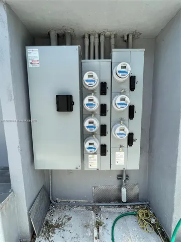 $4,199,000 | 1995 Calais Drive, Miami Beach, FL 33141