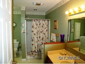 39 Pete Luther Road Candler, NC 28715 - Photo 9 of 24 Gallery Image 9