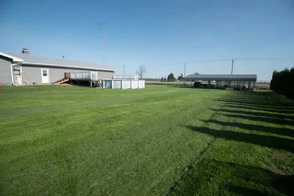 $299,900 | 1751 Maples Road, Dixon, IL 61021