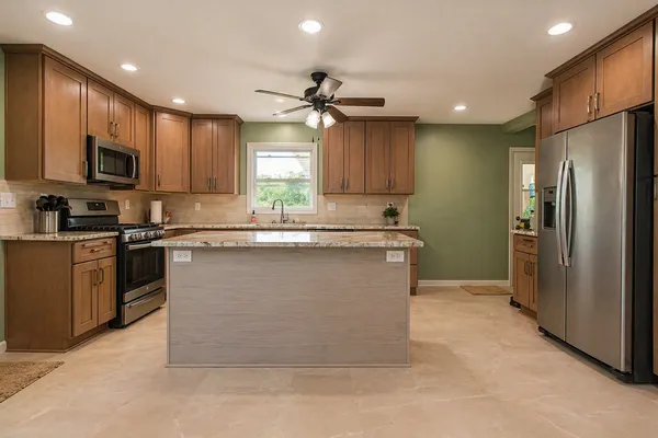$299,900 | 1751 Maples Road, Dixon, IL 61021