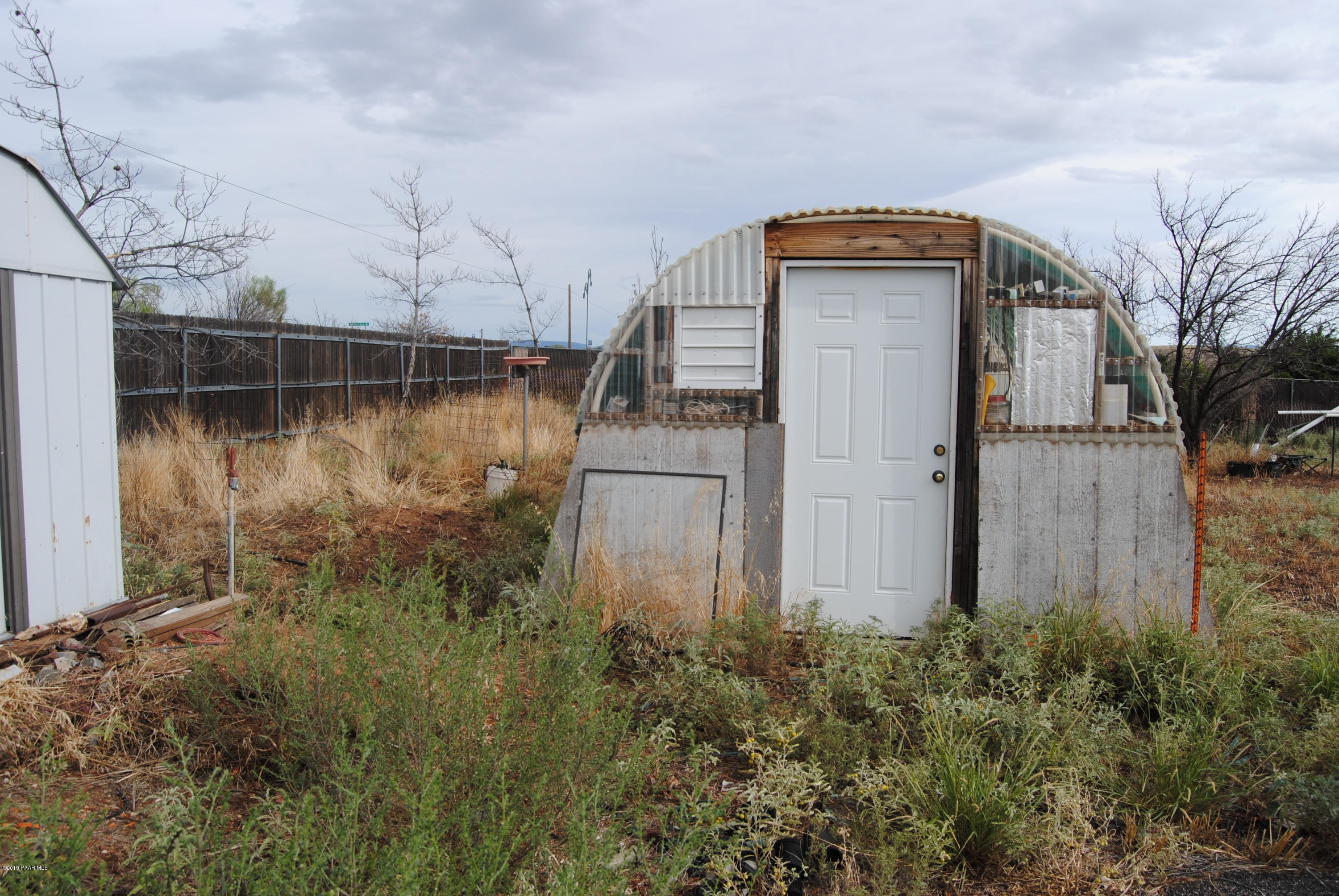 17050 East Spring Valley Road Mayer, AZ 86333 - Photo 10 of 19 010_Greenhouse