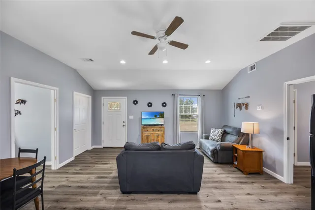 $140,000 | 1317 Fm 3186, Onalaska, TX 77360