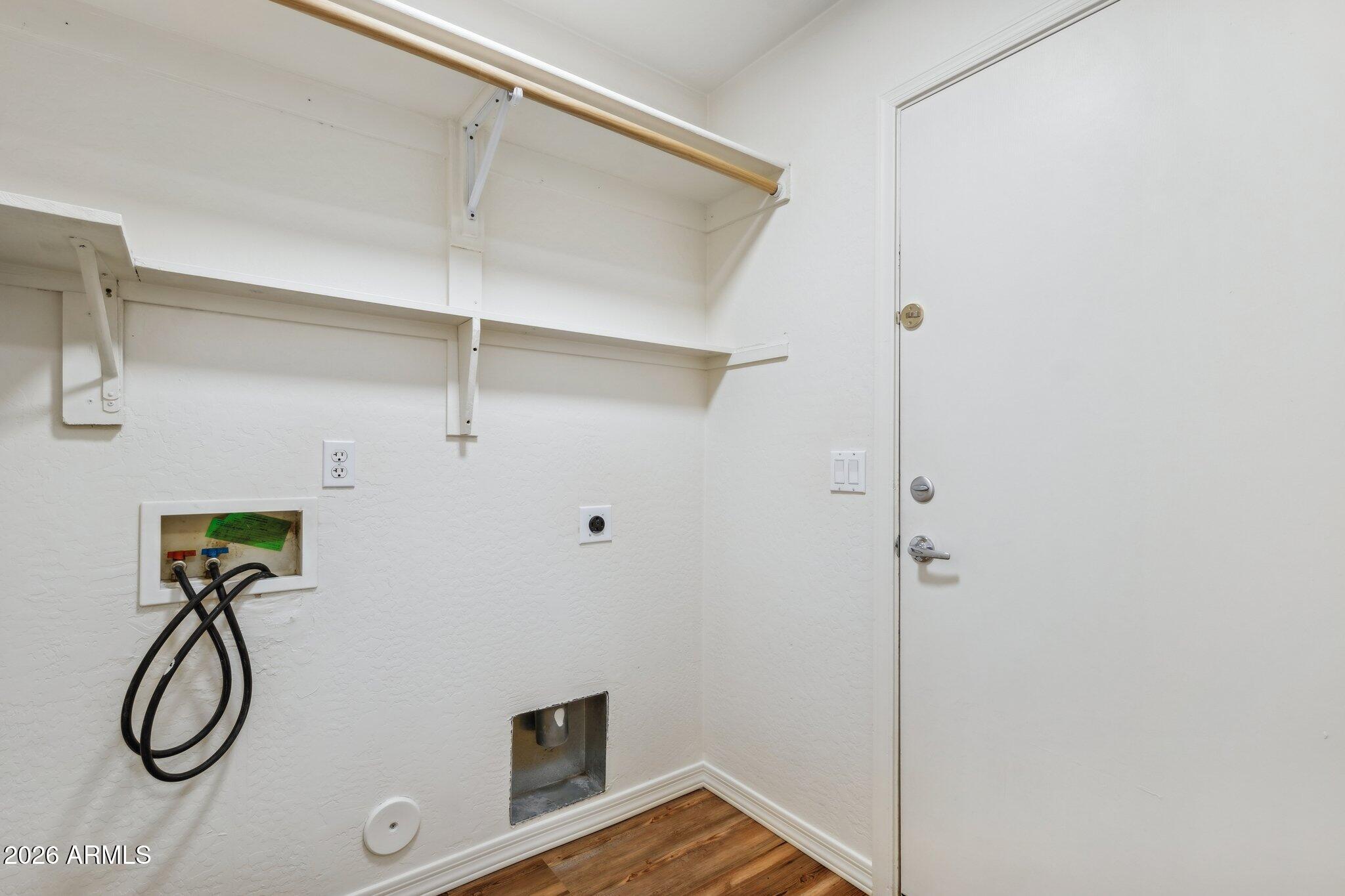 4034 East Chambers Street Phoenix, AZ 85040 - Photo 20 of 26 a bathroom with a shower